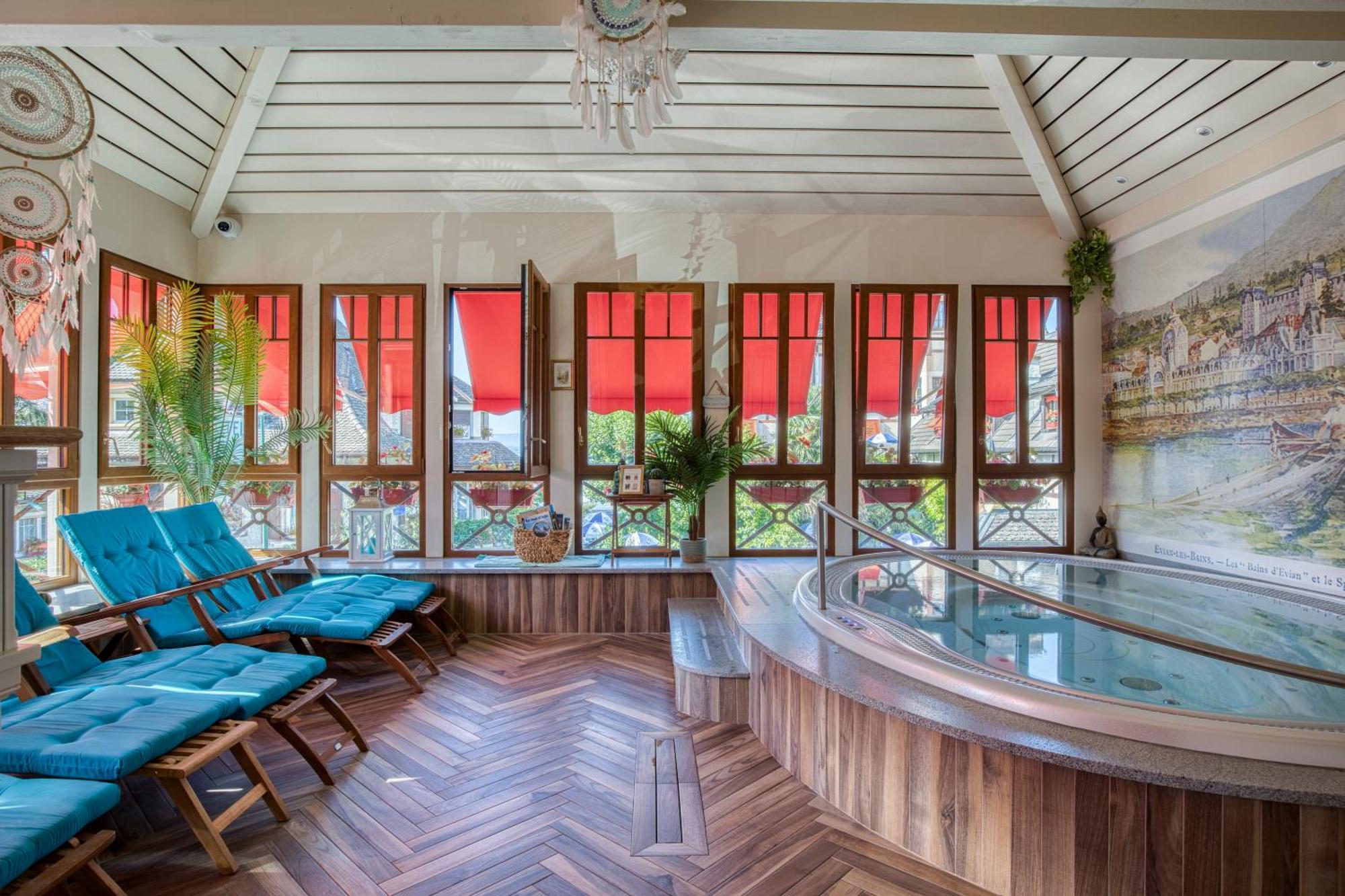 Les Cygnes Hotel Evian-les-Bains Exterior photo